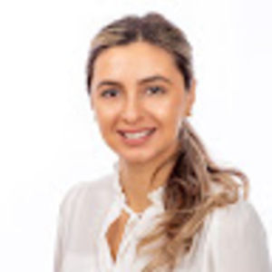 Meet your Posher, Daniela